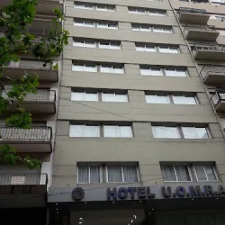 Negocio Hotel Uom