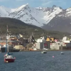 Negocio Hotel "Ushuaia" Iosfa