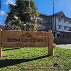 Negocio Hotel Y Restaurante Cordillera