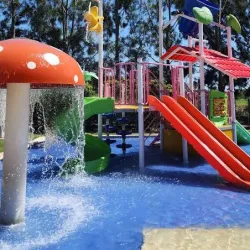 Howard Johnson By Wyndham Hotel & Resort Funes