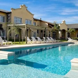 Negocio Howard Johnson Trenque Lauquen