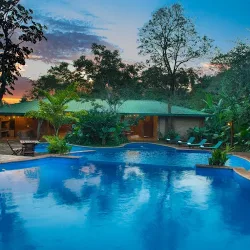 Negocio La Aldea De La Selva Lodge