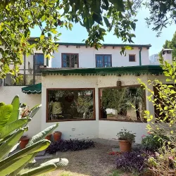 Negocio La Cara Oculta De Salta, Bed And Breakfast / Agencia De Turismo