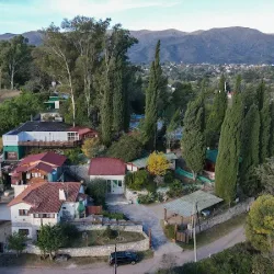 Negocio La Casa De La Montaña