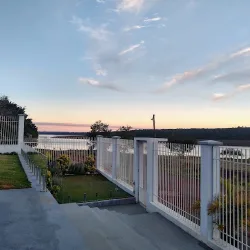 Negocio La Casa Del Lago