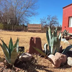 Negocio La Genoveva, Posada Entre Viñedos