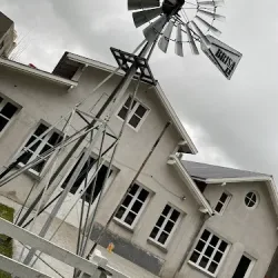 La Hosteria Bar & Hostel