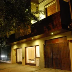 Negocio La Madrileña Hotel