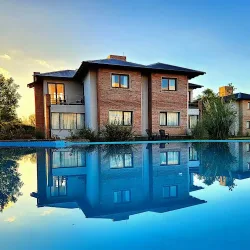 Negocio La Rosa Apart Hotel - Solo Parejas