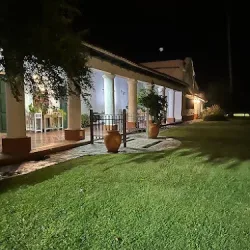 Negocio La Secundina - Hotel De Campo