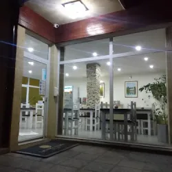 Negocio Laguna Elena Hotel