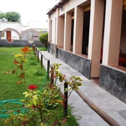 Negocio Las Parinas Hostal De Adobe