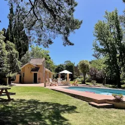 Negocio Lazlo Casa Sierra De Los Padres