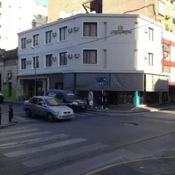 Negocio Lorenzo Suites Hotel