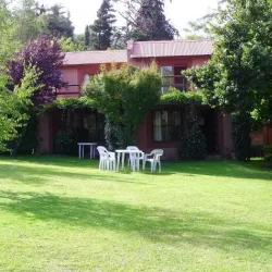 Negocio Los Almendros Bungalows
