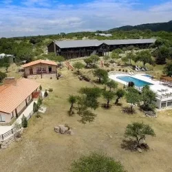 Negocio Los Ancares Resort