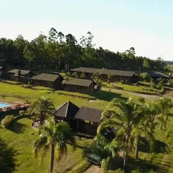 Los Orígenes Hotel & Cabañas