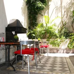 Negocio Miravida Soho Hotel & Wine Bar