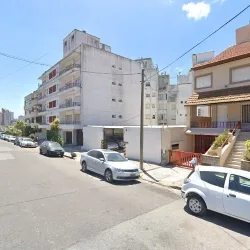 Petit Falucho Habitaciones En Moderno Apartamento A 50 Metros De Alem, Playa Cabo Corrientes Y Varese