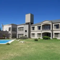 Negocio Piedramora Hotel & Convention Center