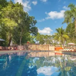 Negocio Pirayú Hotel & Resort