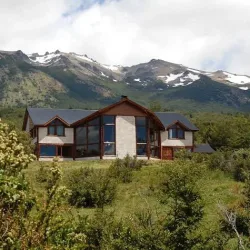 Negocio Poncho Moro Lodge