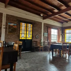 Negocio Posada El Algarrobo