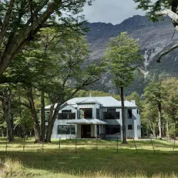 Negocio Refugio De Glaciares