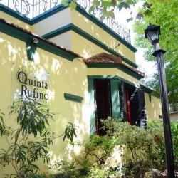 Negocio Rufino Guest's House