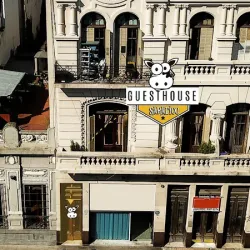 Negocio Sabatico Travelers Hostel