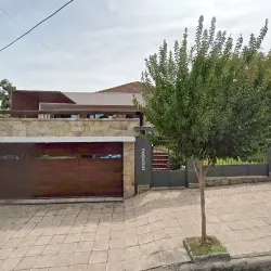 Negocio Suite Lui House