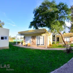 Negocio Velas Suites