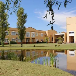 Negocio Wyndham Garden Campana